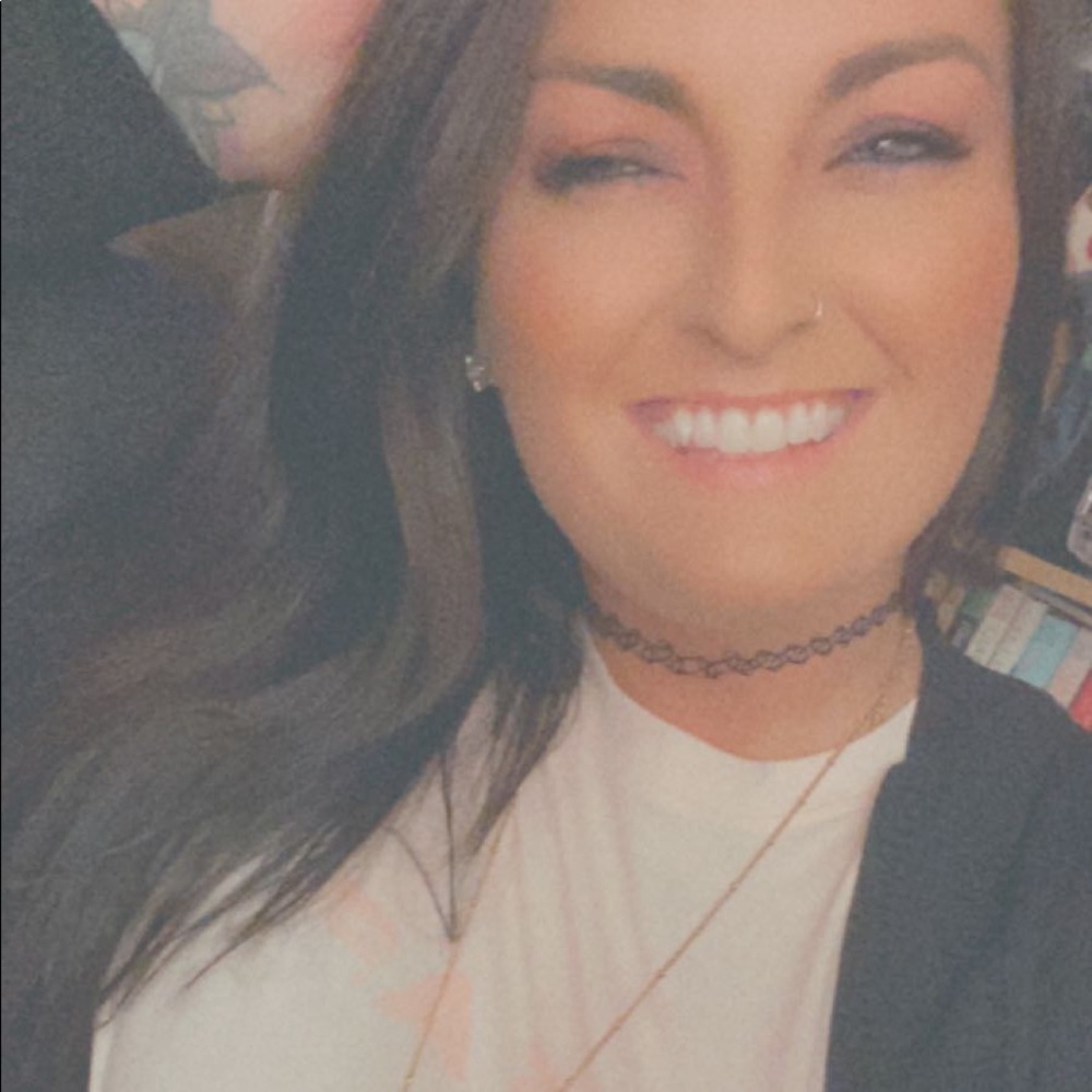 Meet your Posher, Vanessa